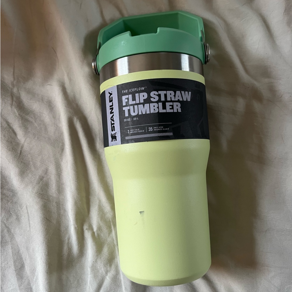 Stanley Flip Straw Tumbler 20 oz.